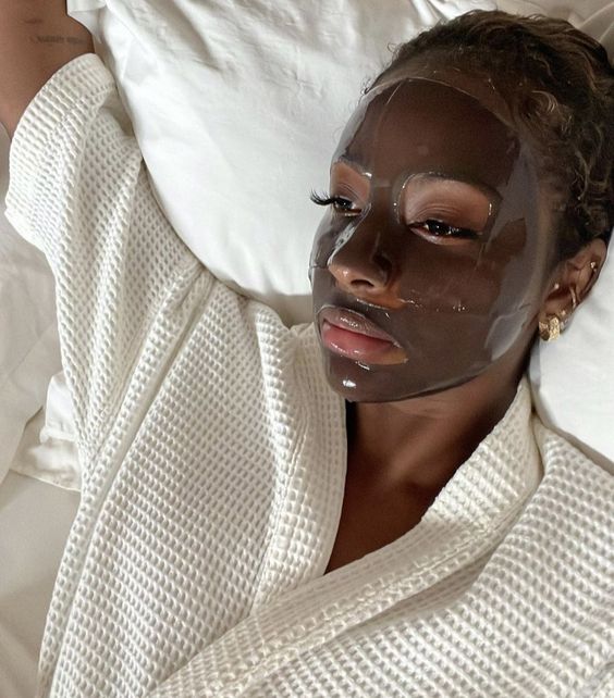 5 Mindful Ways To Combine Your Beauty & Self-Care Routine